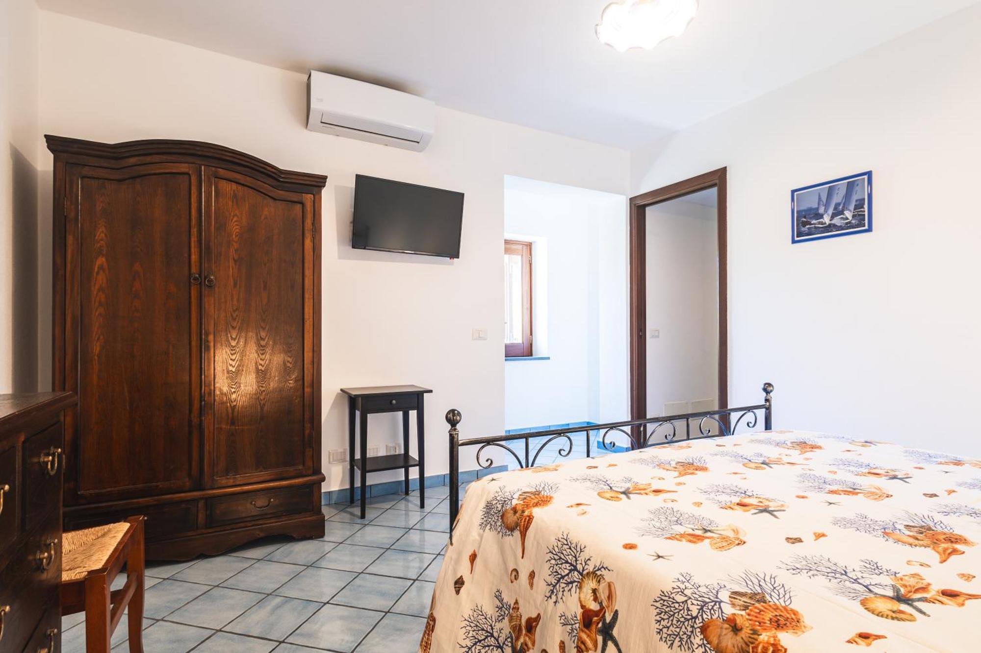 Hotel Residence La Villetta Canneto  Eksteriør billede